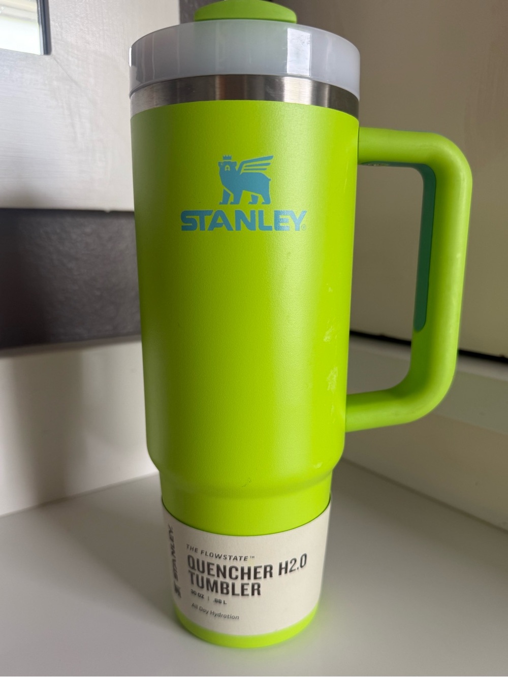 Stanley Bright Lime Insulated Travel Mug with Handle & Straw - 30oz New With Tag